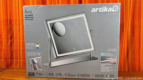 Lot #424 (1 of 18)