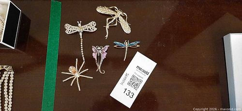 Lot #133 (1 of 4)