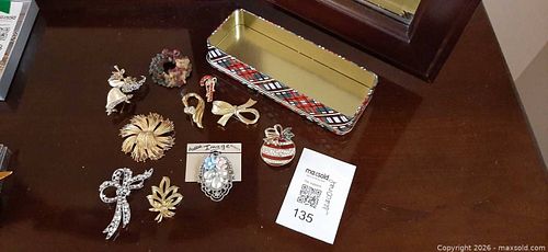 Lot #135 (1 of 5)