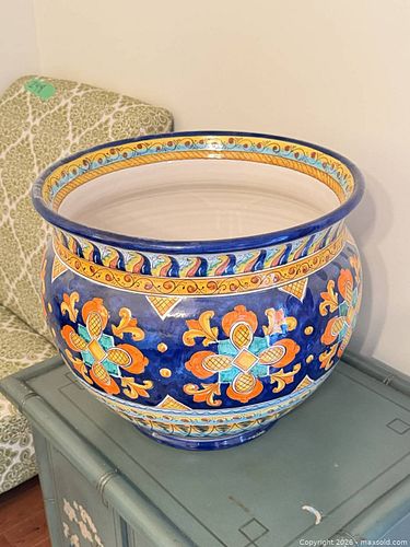 Lot #250 (1 of 6)