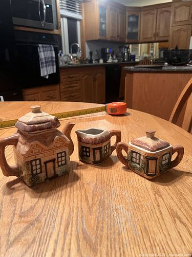 Lot #30 (1 of 8)