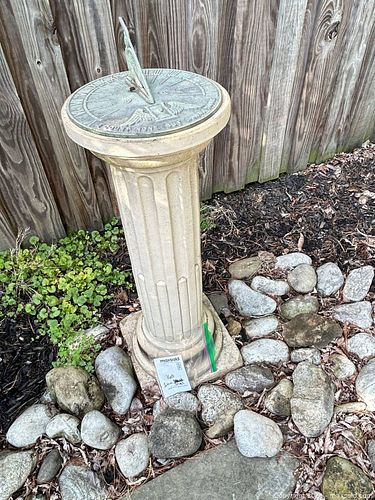 Classical Column Sundial with Pedestal (1 of 10)