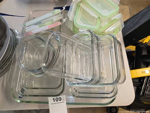 Pyrex Glass Bakeware & Storage Set (10-15 pcs) (1 of 6)
