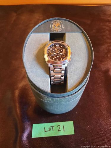 Lot #21 (1 of 4)