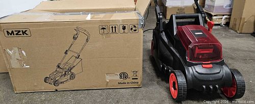 Lot #40 (1 of 7)