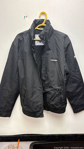 Tommy Hilfiger XL Black Nylon/Polyester Windbreaker Jacket (1 of 7)