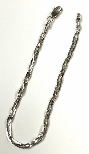 Lot #520 (1 of 4)