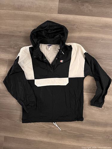 Lot #18 (1 of 6)