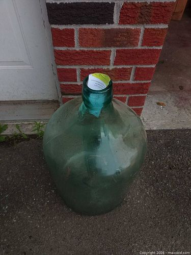 Lot #33 (1 of 2)