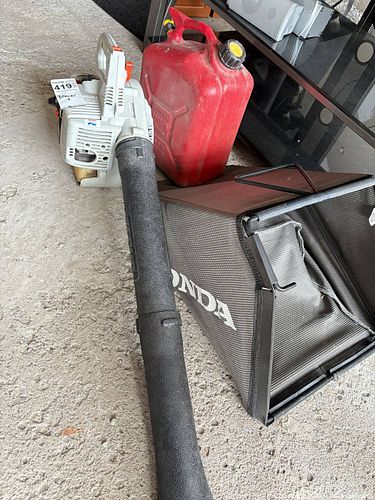Lot #419 (1 of 9)