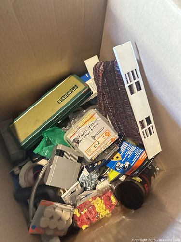 Lot #25 (1 of 4)