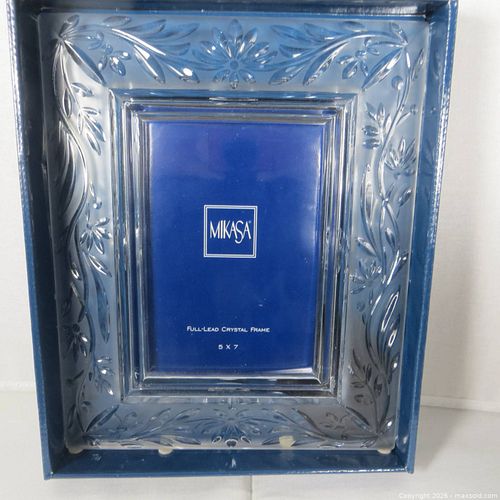 Lot #18 (1 of 6)