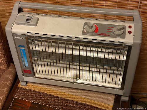 Marvin Model 4940 Quartz Radiant Heater w/ Built-In Humidifier (1 of 4)