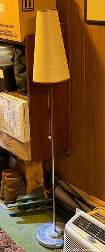 Lot #705 (1 of 6)