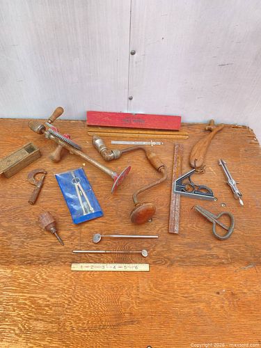 Vintage Hand Tools & Measuring Set (Wood & Metal) (1 of 5)
