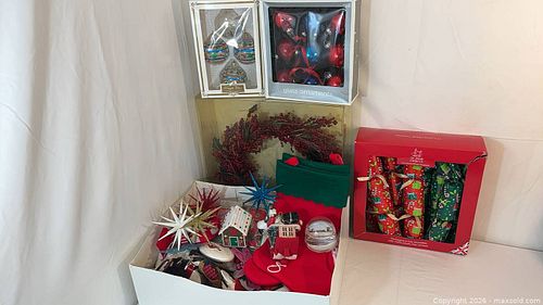 Lot #65 (1 of 6)