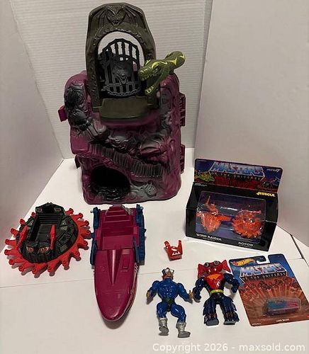 Lot #23 (1 of 18)