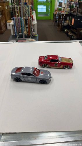 Lot #36 (1 of 6)