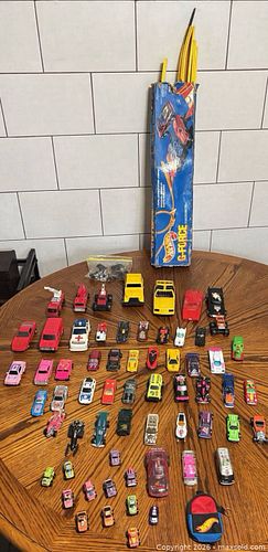 Lot #28 (1 of 64)