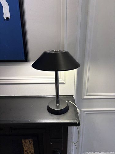 Vintage Mid-Century Black & Chrome Metal Table Lamp (1 of 3)