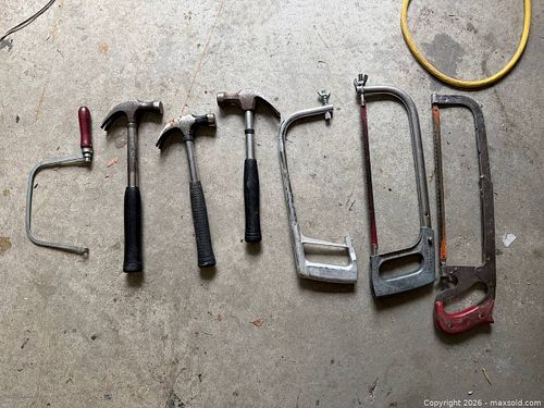 Hand Tools: Hammers, Saws, Hacksaw (1 of 6)