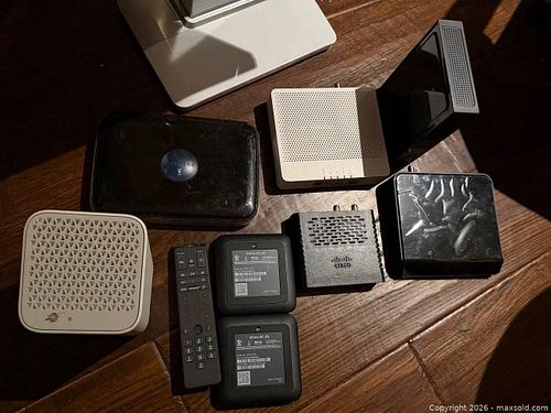 Lot: Routers, Set-top Boxes, Power Adapters & Remotes (1 of 9)