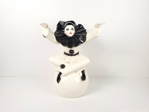 Lot #243 (1 of 14)