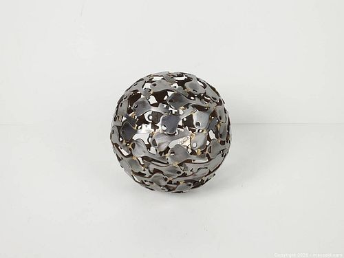 Lot #242 (1 of 8)