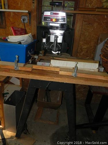 Lot #0136 (1 of 11)