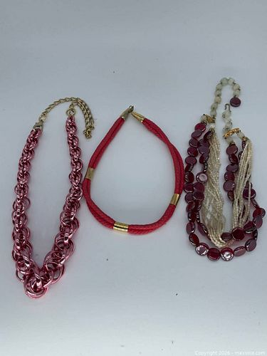 Lot #23 (1 of 8)