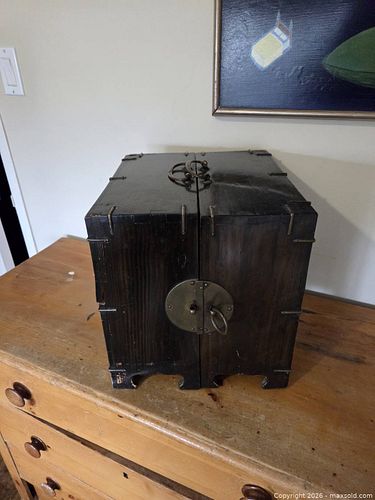 Lot #13 (1 of 7)