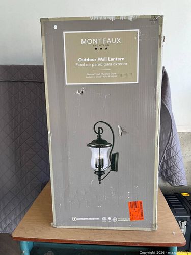 Monteaux Bronze Outdoor Wall Lantern with Seeded Glass (1 of 3)