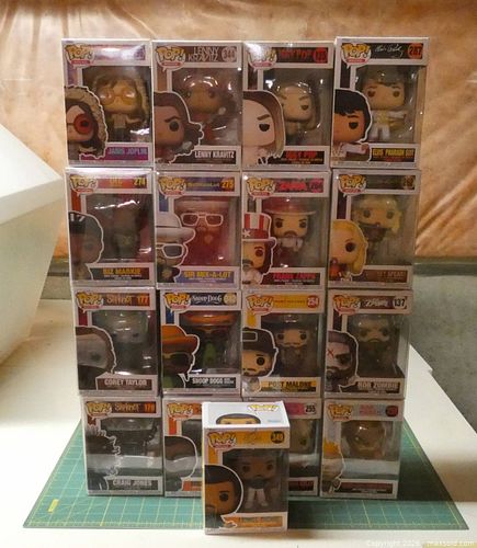 Lot #65 (1 of 13)
