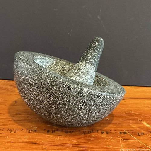 Lot #30 (1 of 6)