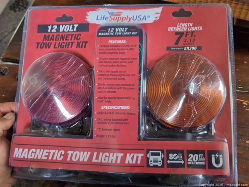 LifeSupplyUSA 12V Magnetic Tow Light Kit — 7 ft, Red & Amber (1 of 5)