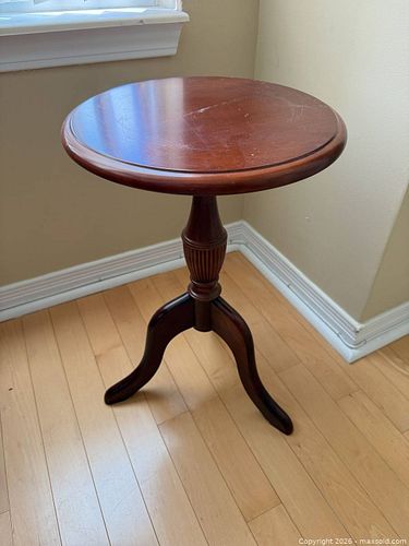 Lot #26 (1 of 6)