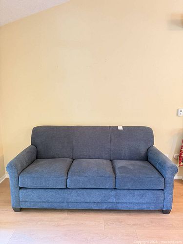 Lot #19 (1 of 5)