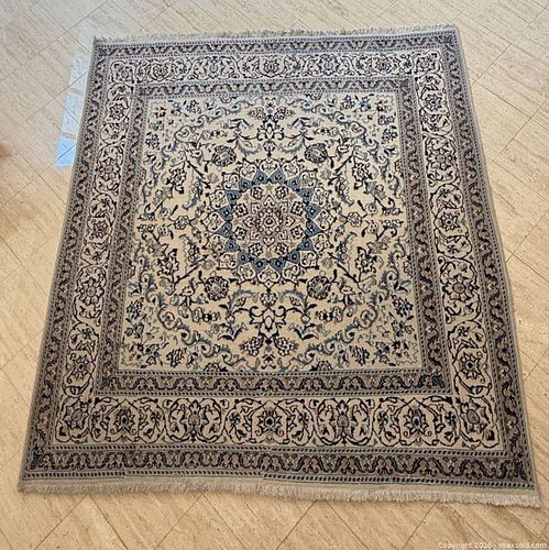 VINTAGE PERSIAN NAIN RUG (1 of 6)