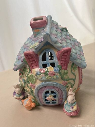 Lot #385 (1 of 9)