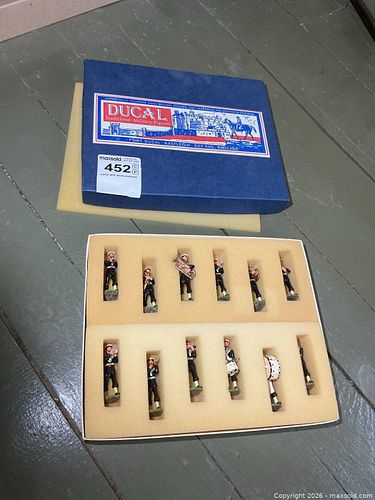 Lot #452 (1 of 10)