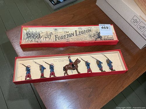 Lot #469 (1 of 7)