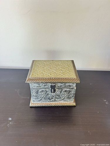 Lot #11 (1 of 2)