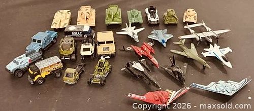 Lot #146 (1 of 4)