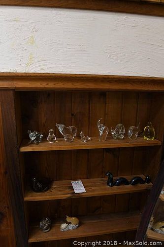 Lot #0356 (1 of 8)