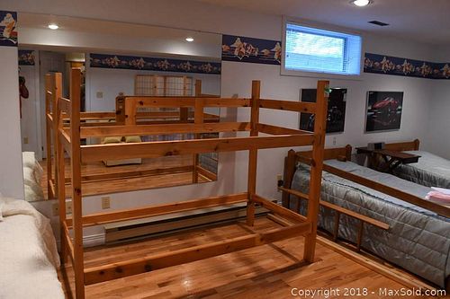 Lot #0373 (1 of 5)