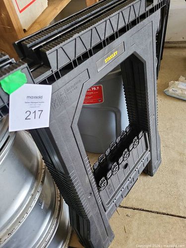 Lot #217 (1 of 6)