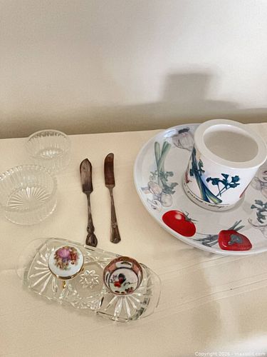 Eclectic entertainment pieces. A (1 of 12)