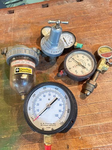 Gauges   B (1 of 9)