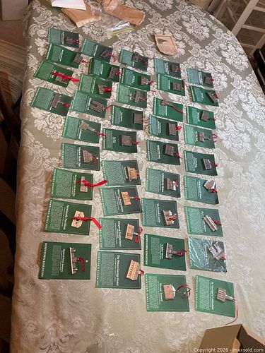 Lot #625 (1 of 12)