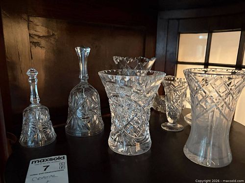 Clear Cut Glass Crystal – Vases, Bowls, Goblets & Decorative Pieces B (1 of 8)